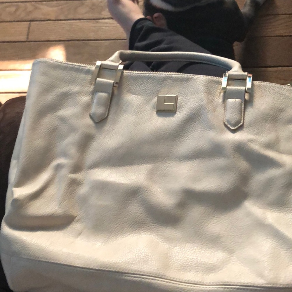 A cream purse